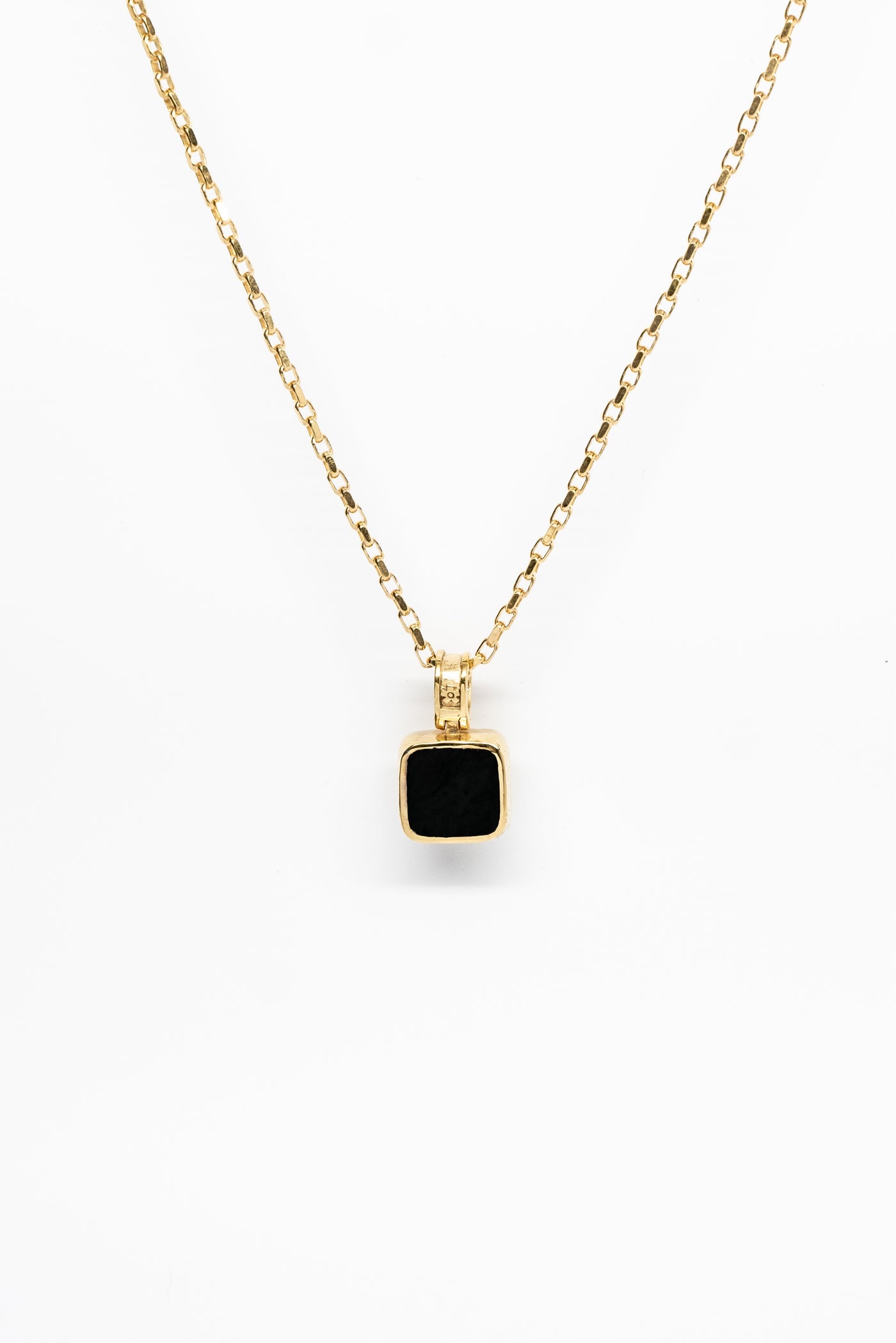 Augustus Pendant Onyx | Gold