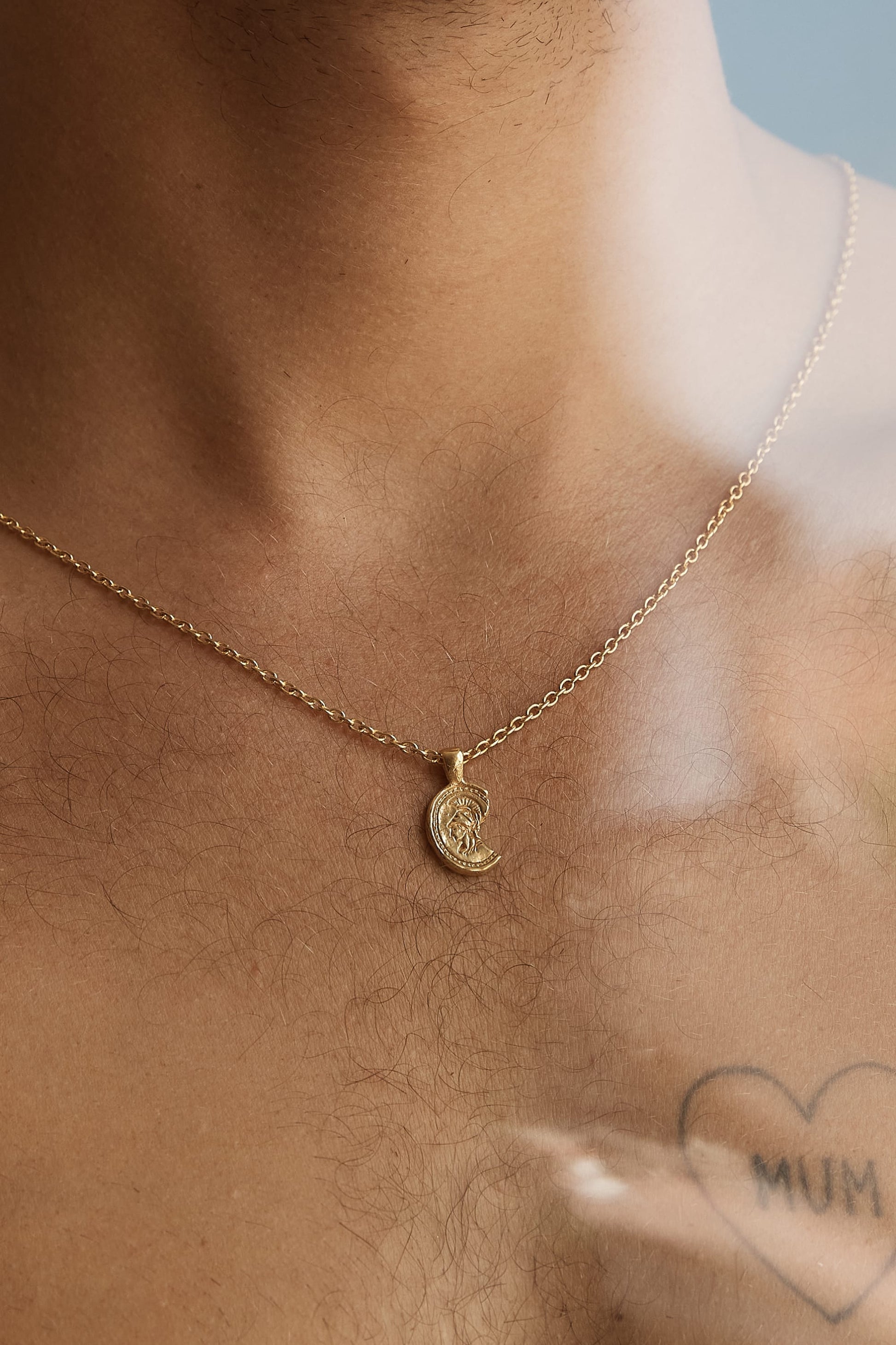 Centurian Pendant | Gold