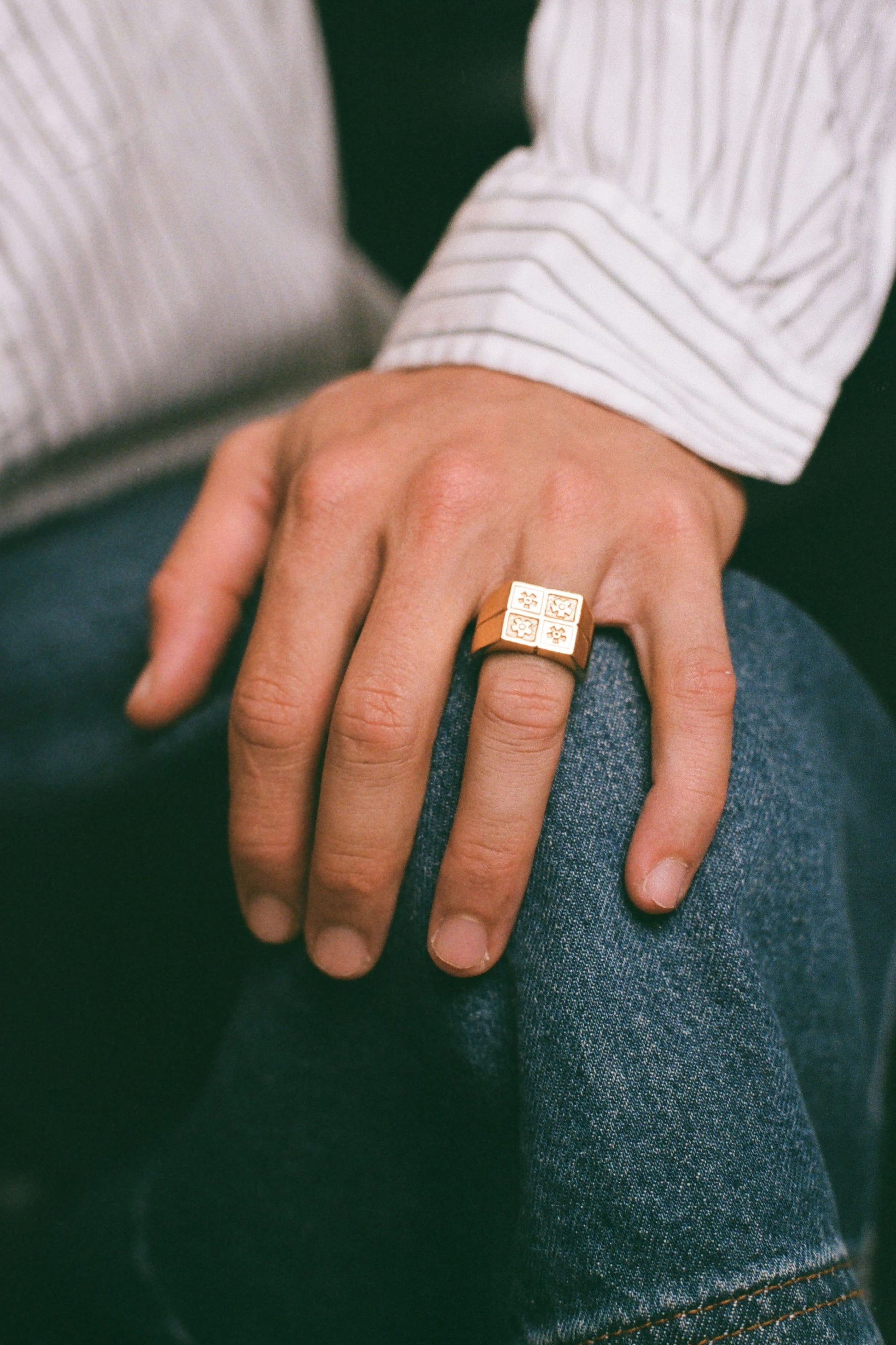 Sanctum Signet | Gold