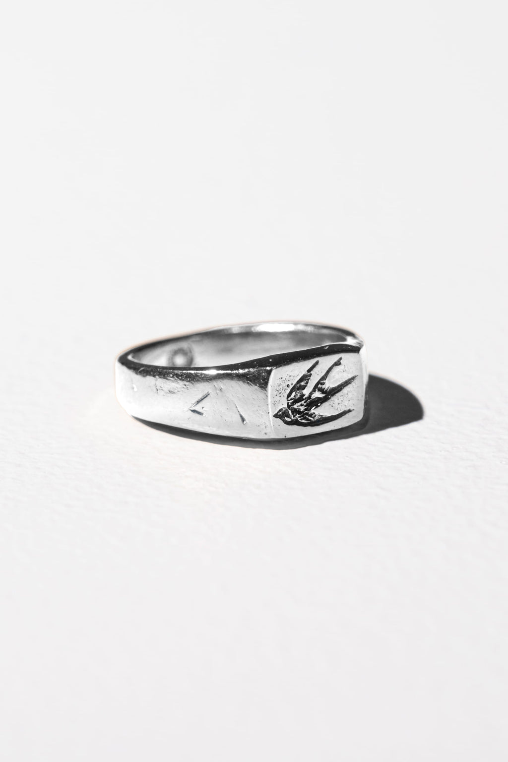 Swallow Signet
