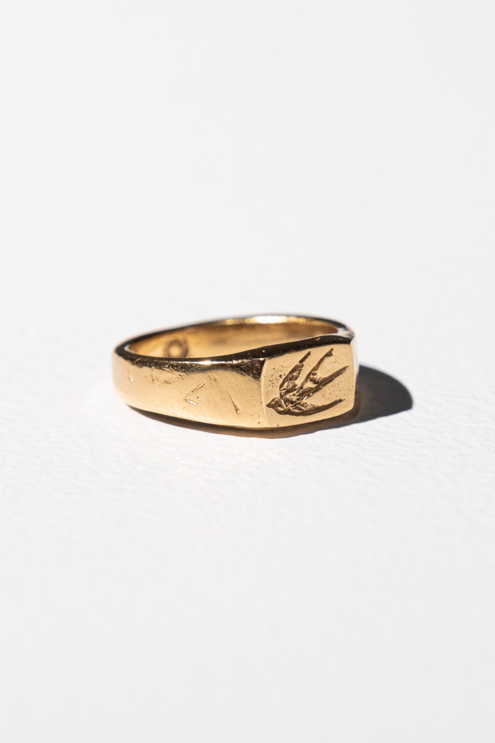 Swallow Signet | Gold