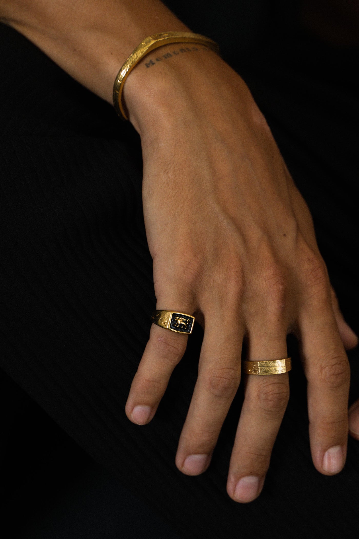 Gryphon Ring | Gold
